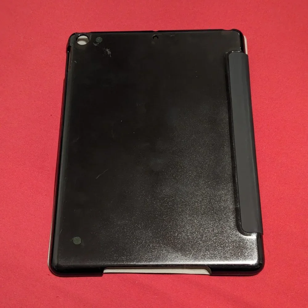 Black Case for iPad 6th Generation***